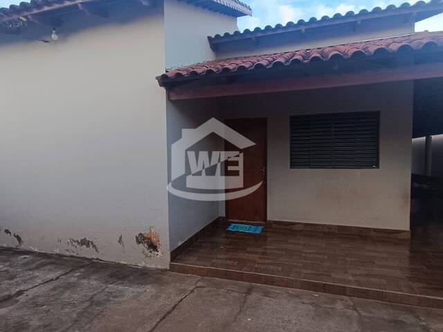 #982 - Casa para Venda em Itumbiara - GO - 3